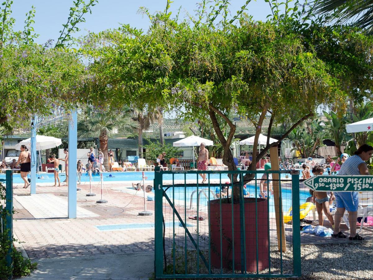 Kamemi Village & Camping Ribera Buitenkant foto